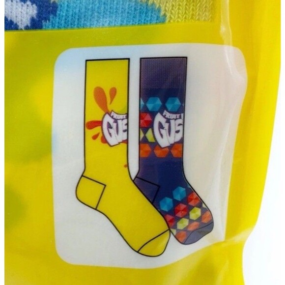 Gushers Fruit Snacks Crew Socks 2 Pairs Size 6-12 Unisex Blue Yellow Novelty New - Picture 4 of 5